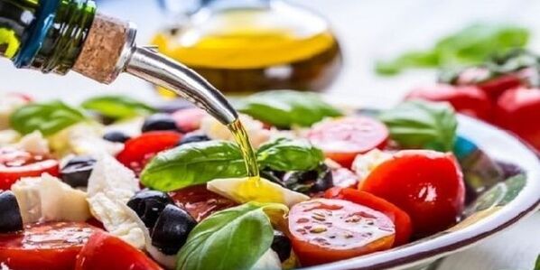 Όταν ετοιμάζετε πιάτα μεσογειακής διατροφής, πρέπει οπωσδήποτε να χρησιμοποιείτε ελαιόλαδο.